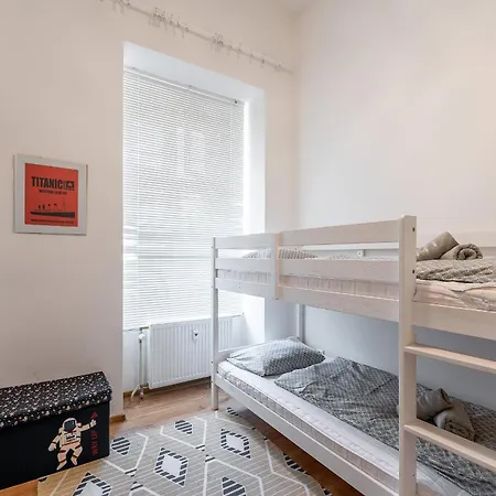 Hlavna Luxe 3 150m2 6 Beds アパート *