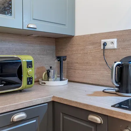 アパート Hlavna Luxe 3 150m2 6 Beds コシツェ