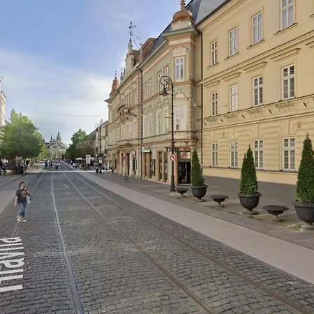 Apartment Hlavna Luxe 3 150m2 With Parking For Fee *